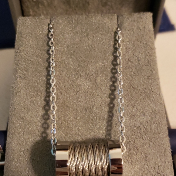 Chisel Steel cylinder on curb chain - Picture 4 of 4